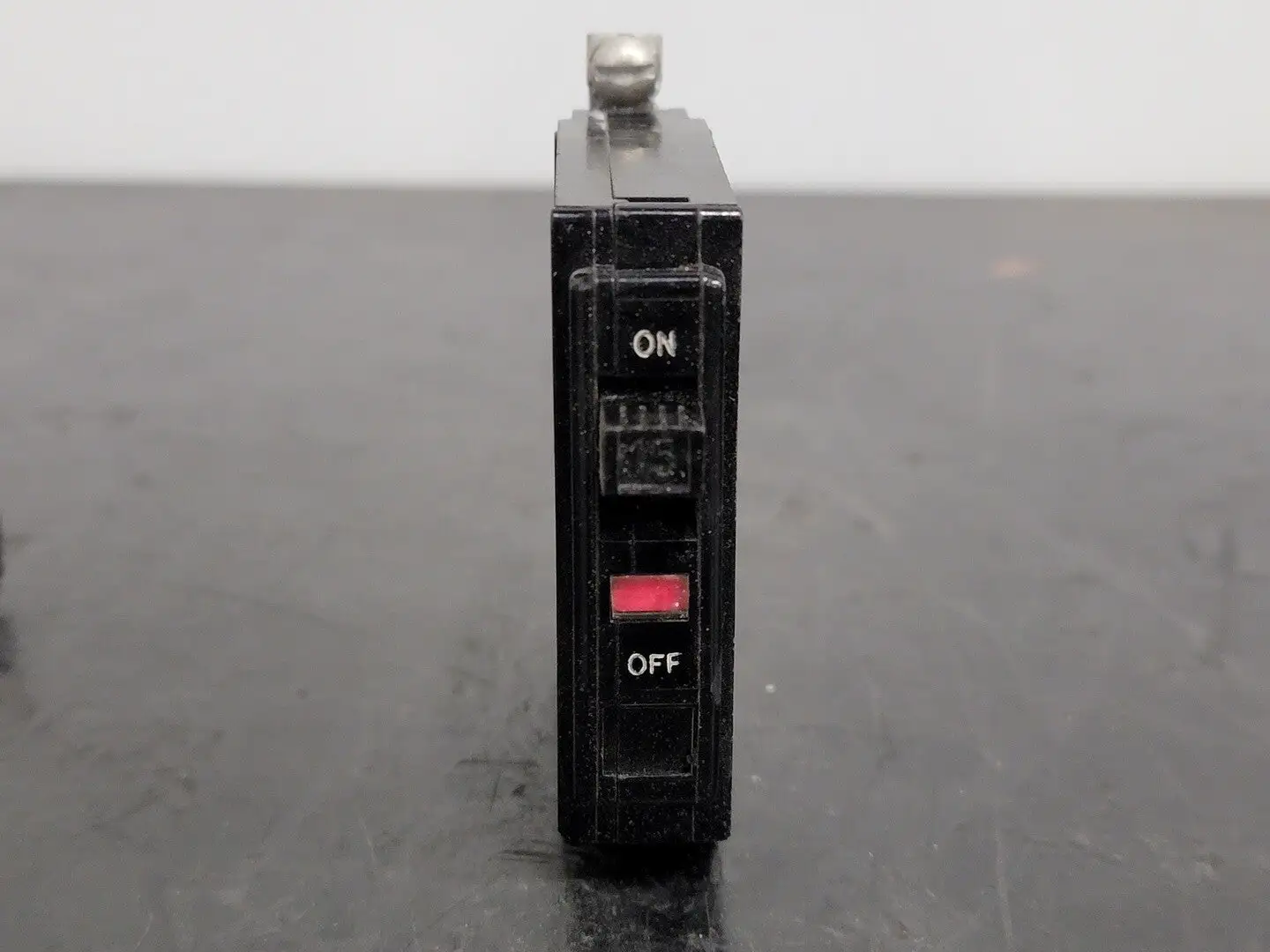 USED SQUARE D QO115