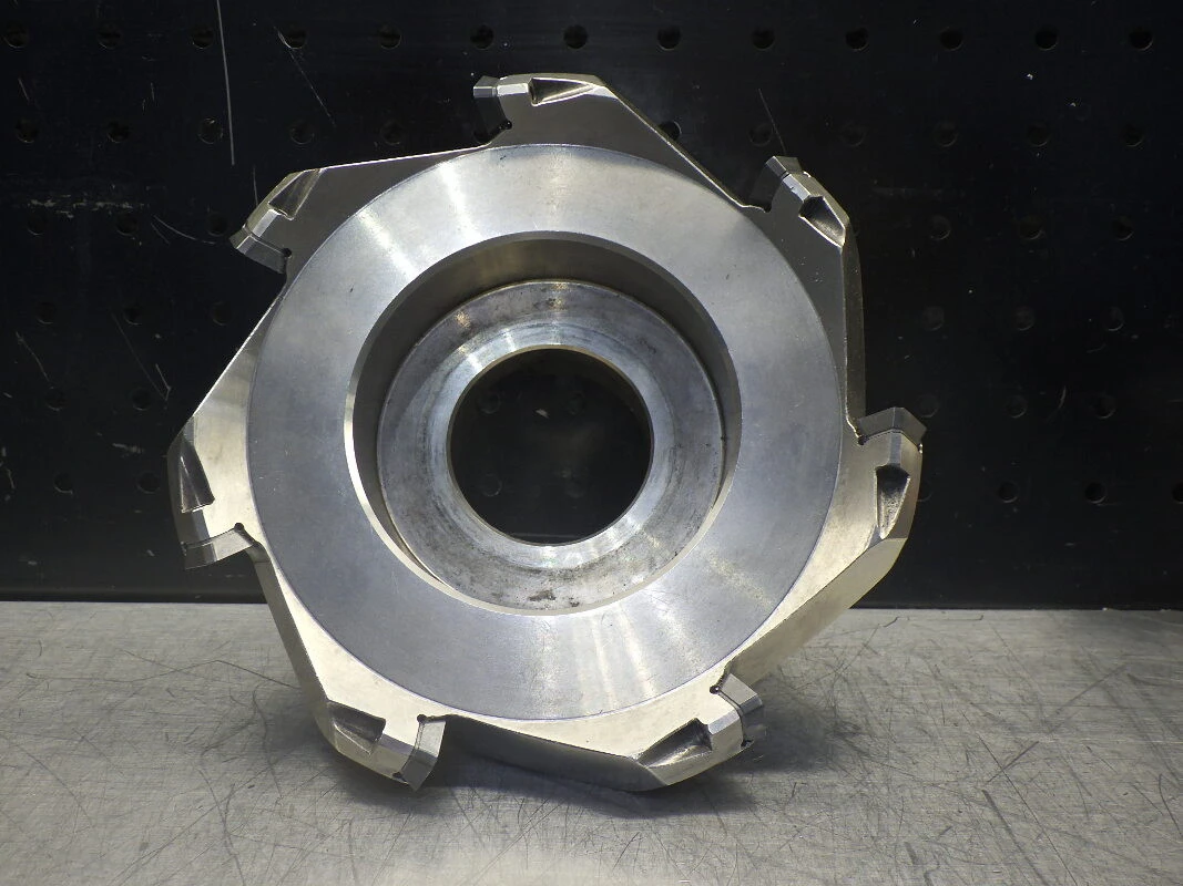 SECO 7" Indexable Facemill 2" Arbor R220.53-06.00-12-7 (LOC2354)