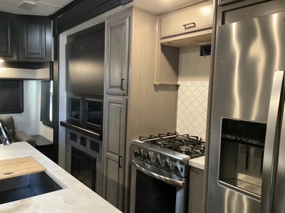 Used 2021 HIGHLAND RIDGE MESA RIDGE Campers, Caravans, Motorhomes Michigan US | Miedema Asset Management Group #1579962