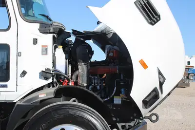 New | in-Stock 2027 MACK MD7 Rolloff Trucks Texas US | Roll Off Truck World #1491883