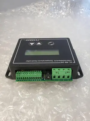 TE TECHNOLOGY, INC TC-48-20 THERMOELECTRIC TEMPERATURE CONTROLLER