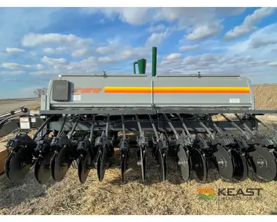Used CRUSTBUSTER _UNKNOWN_ No-Till Drills Iowa US | Keast Enterprises #1360247