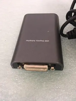 USB DISPLAY ADAPTER 0833AC-00081CS