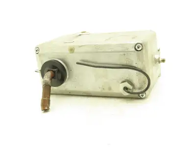 Tekawe 10 P-E 4,5 Lubrication Pump & Tank Pneumatic Drive 4.5L Cast Aluminum