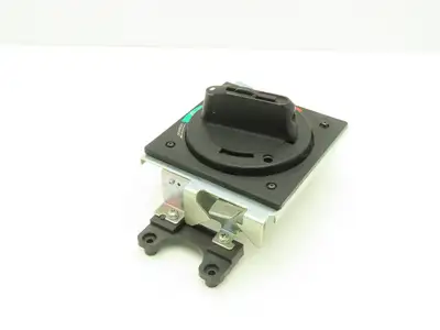 Fuji Electric BW9N0JA Circuit Breaker Rotary Disconnect Handle 600A Frame