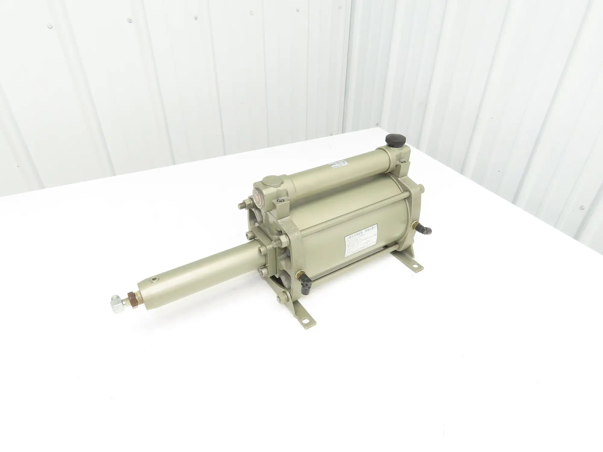 Parker Taiyo NBH3-60-130 Direct Pressure High Power Air-Oil Booster 0.2-0.7 Mpa