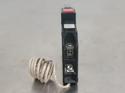 USED CUTLER-HAMMER CHB120
