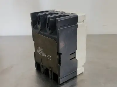 USED CUTLER-HAMMER EHD3030