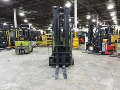 USED 2020 CLARK TMX25