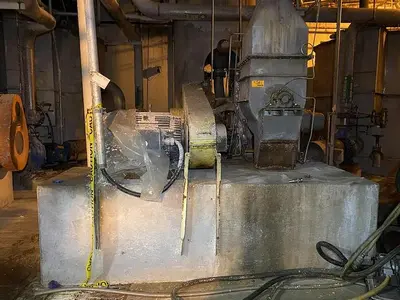 USED INGERSOLL RAND 600