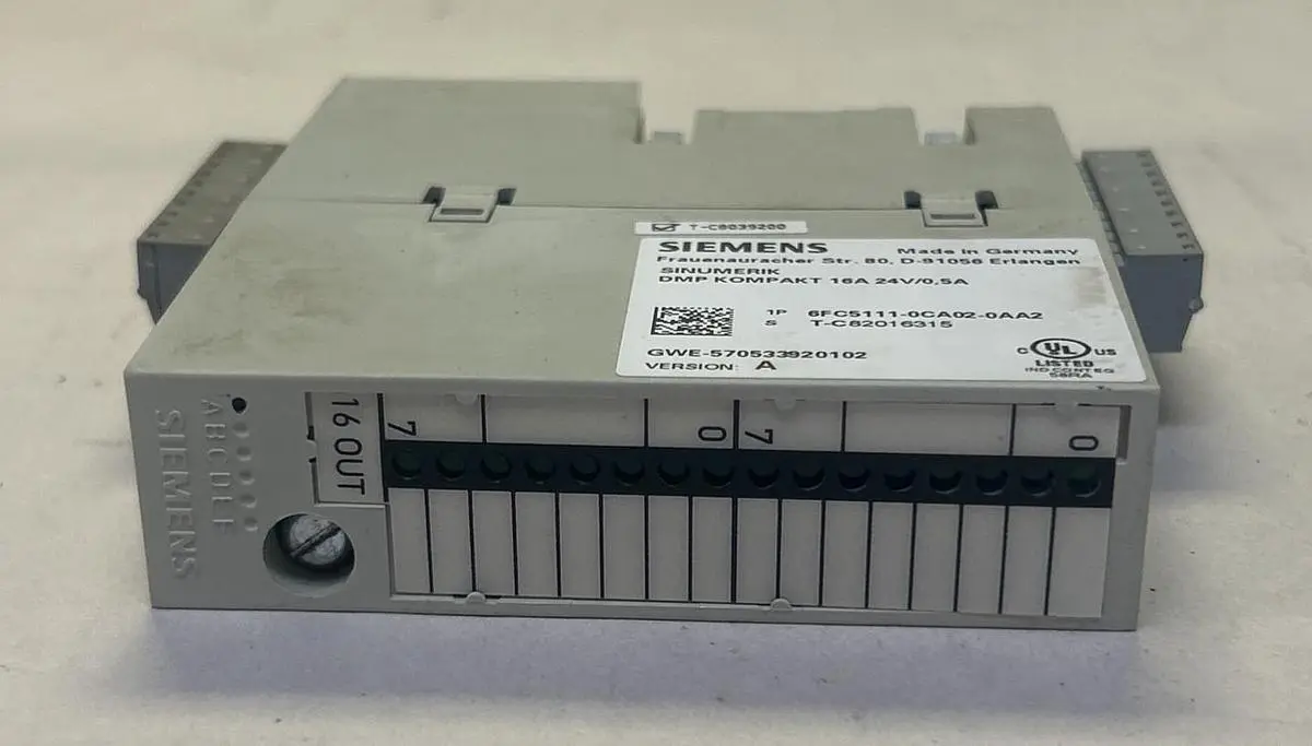 Used SIEMENS 6FC5111-0CA02-0AA2 PLC Input & Output | Surplus Asset Holdings #1216439