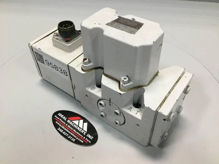 Used MOOG J661-172A Valves/Fittings Michigan US | Ideal Machinery #697216