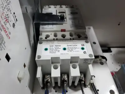 USED EATON CUTLER-HAMMER SVX005A1-5A4N1