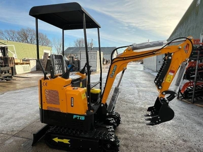 FUTURE Mini Excavator (FT15)