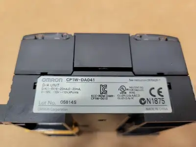 NEW OMRON CP1W-DA041