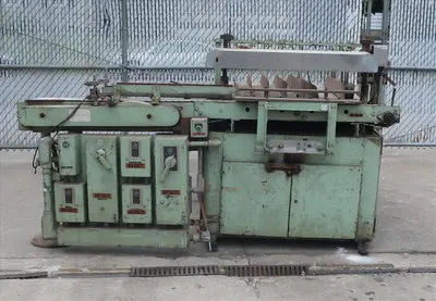 SPC8565  Accumulation Table 30" x 68" World Packaging Equipment rectangular bottle feed table CS