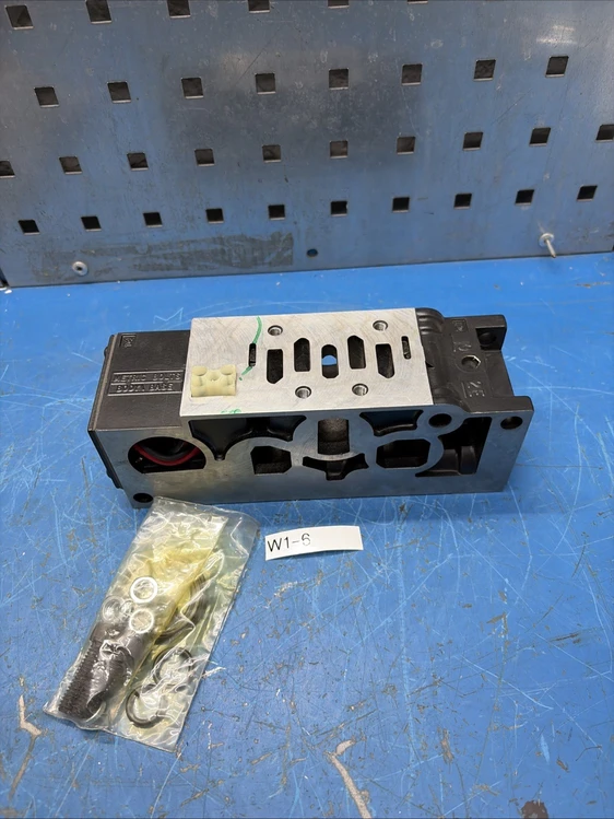 New | in-Stock Parker PS1240C Valves/Fittings Indiana US | J&J Industrial Supply #1260422