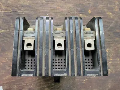 USED SQUARE D FAL36015