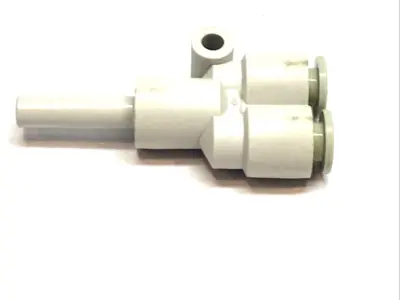USED SMC UNION Y FITTING 6MM TUBE - ONE-TOUCH PNEUMATIC COUPLER LOT OF 2
