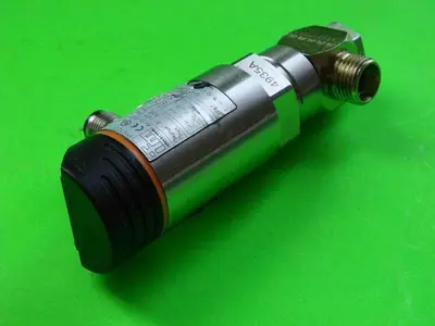 USED IFM EFECTOR PN7022