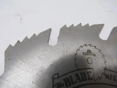 The Blade MFG. CO. 10" Dia. 70 tooth 5/8" arbor hole wood cutting saw blade
