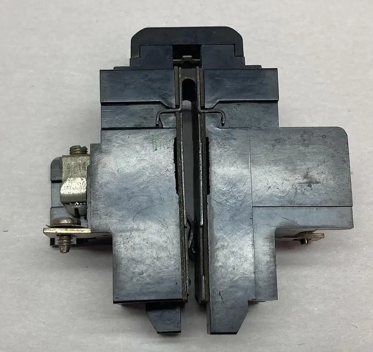 Used ITE P230 Circuit Breakers | Surplus Asset Holdings #1188991