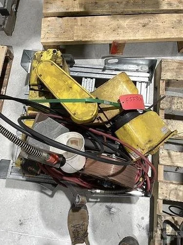 Used 2002 FANUC FANUC ARCMATE 50IB Robots Michigan US | RAB Industries, Inc. #184193