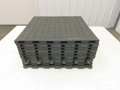 Wearwell H-9389 ErgoDeck Mat - 18 x 18", Solid Tile 7/8" Thick  Lot of 10pcs