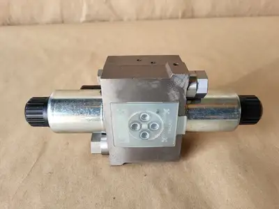 NEW TURNER CKA70856