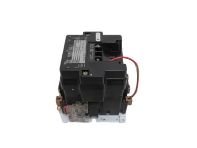 NEW SQUARE D 8502SE02S STARTER SIZE 3 SER.A