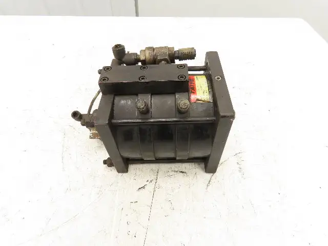Used TAIYO _UNKNOWN_ Pneumatic Cylinders | Arrow Industrial #633621