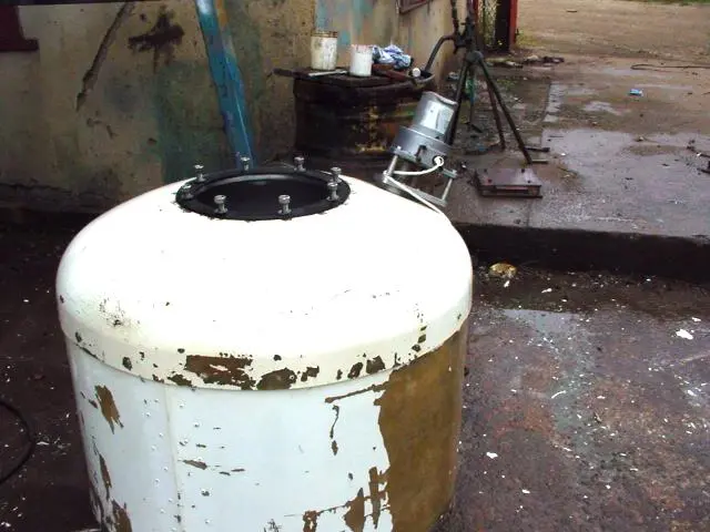 220 L S/S Enclosed Mixer