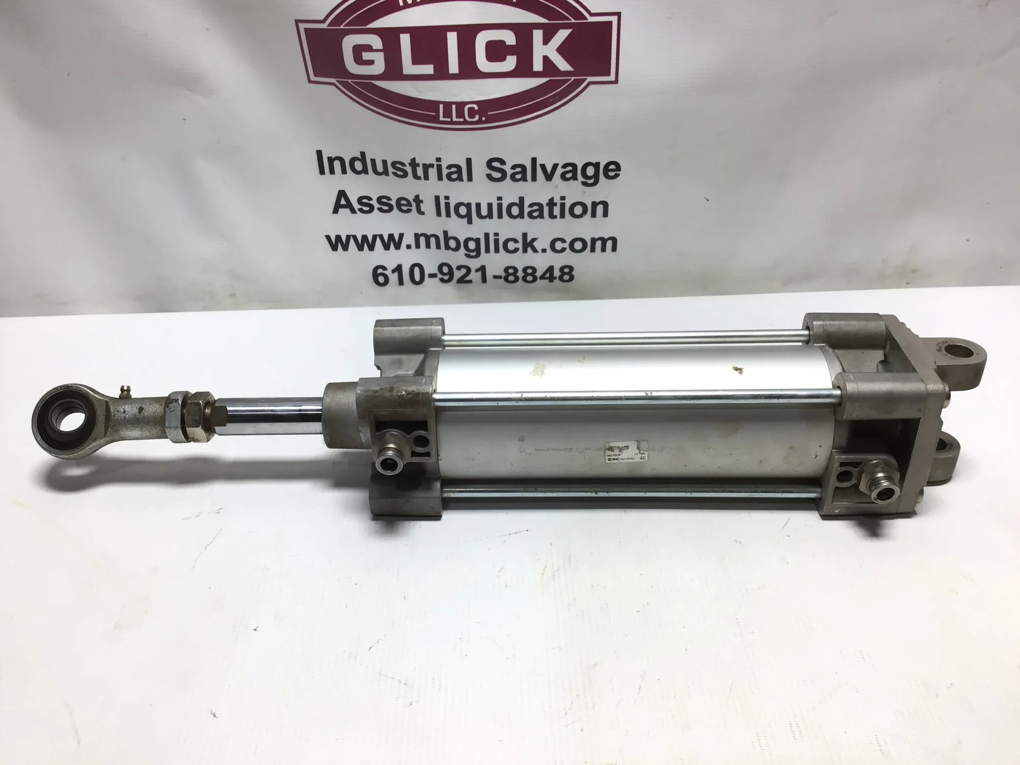 USED SMC 🔧 SMC 46SD30-200 PNEUMATIC CYLINDER
📏 MODEL: 46SD30-200
💨 MAXIMUM PRESSURE: 1.0 MPA (145 PSI)