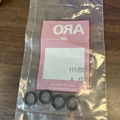 New | in-Stock ARO Y325-111 Seals & Gaskets Ohio US | Surplus Asset Holdings #1487314