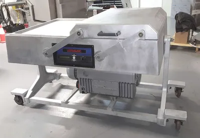 USED ULTRAVAC 2100