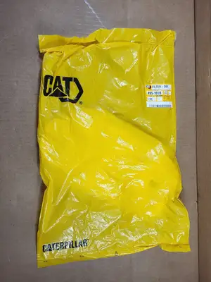 NEW CATERPILLAR 495-1028