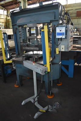 PARKER _UNKNOWN_ Hydraulic & Molding Presses | Mohawk Machinery (3)