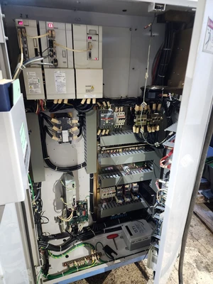 USED MAZAK SQT-200