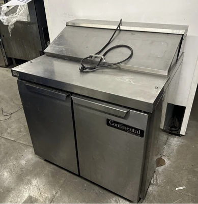 174-0021 Continental SW36-10 36” Self Contained Refrigerated Sandwich Prep Table