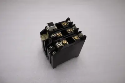 AB Allen Bradley 592-J0V16  Series B NEMA A600 Circuit Control STK H870A