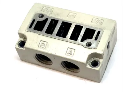 SY5000-27-1T | SMC  Subplate Manifold 1/4" NPTF LOT OF 2 - Used
