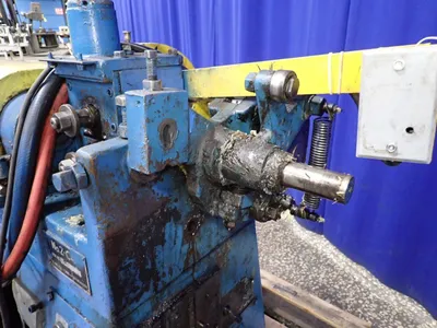 USED LEWIS NO.2C4