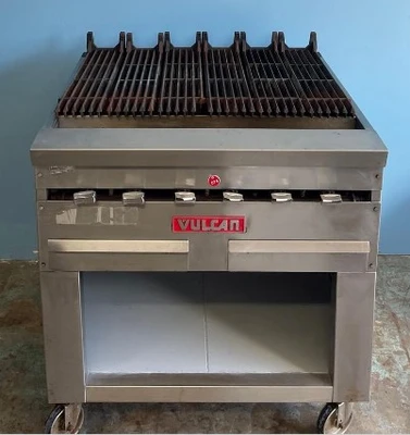 75-0163 Vulcan HGB34 34'' Gas Charbroiler with Cabinet Base