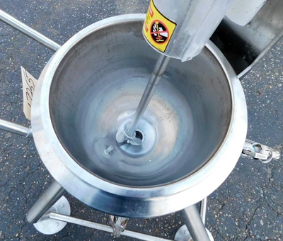 USED LEE JACKETED KETTLE 2D