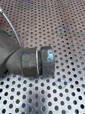 USED GEMU 554/32/D195 PNEUMATIC ANGLE SEAT GLOBE VALVE W/ 1 1/4" COMPRESSION FITTING