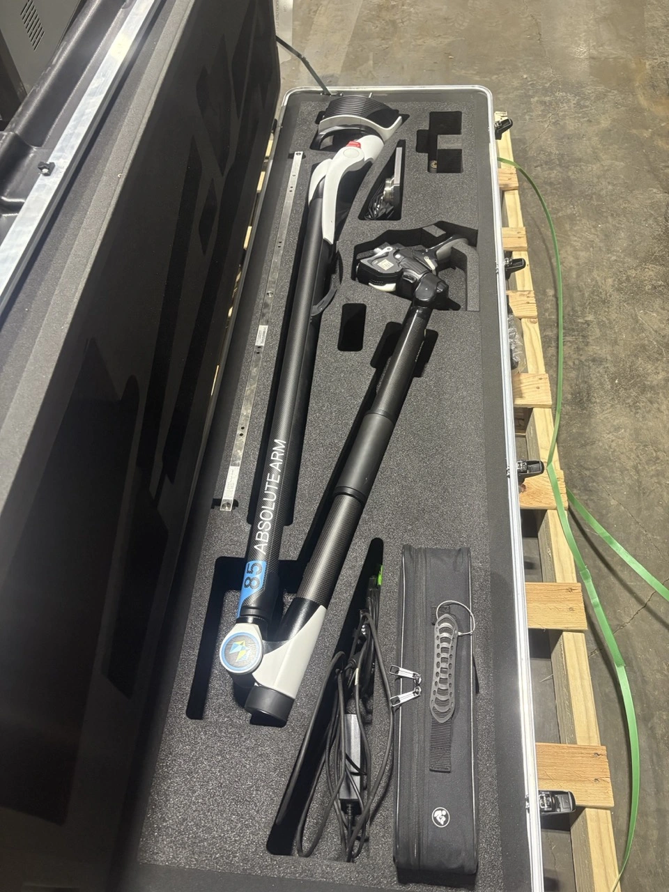 USED 2022 HEXAGON 8540