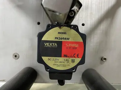 Associated Two-Head Top & Bottom Labeller