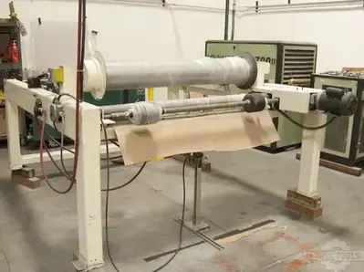 USED 1996 BROWN ROLL-FED