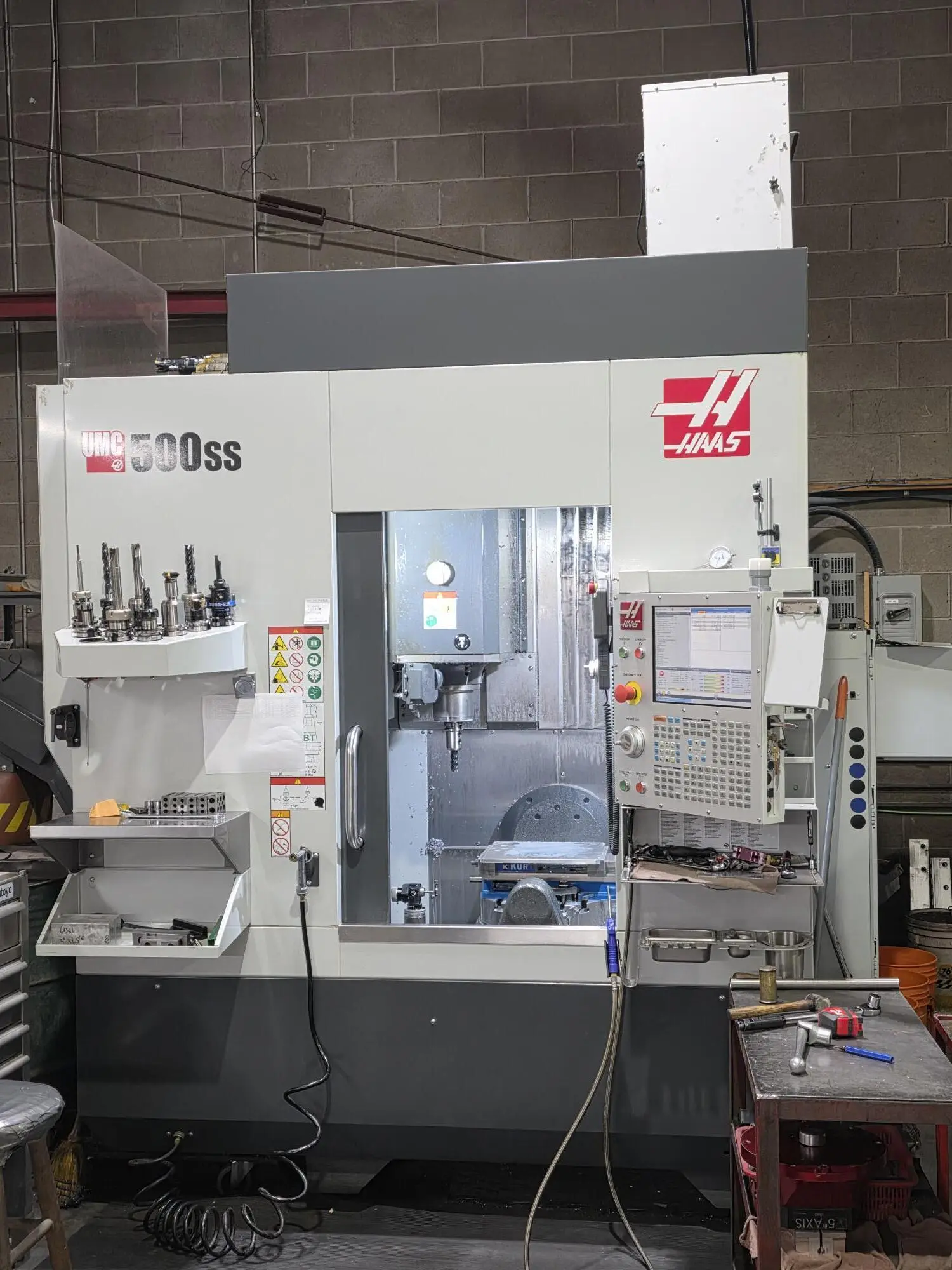 USED 2022 HAAS UMC-500SS