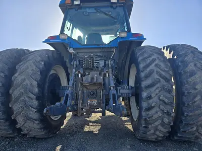 USED 1997 NEW HOLLAND 8970